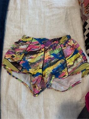 lululemon athletica Multicolor Abstract Athletic Shorts